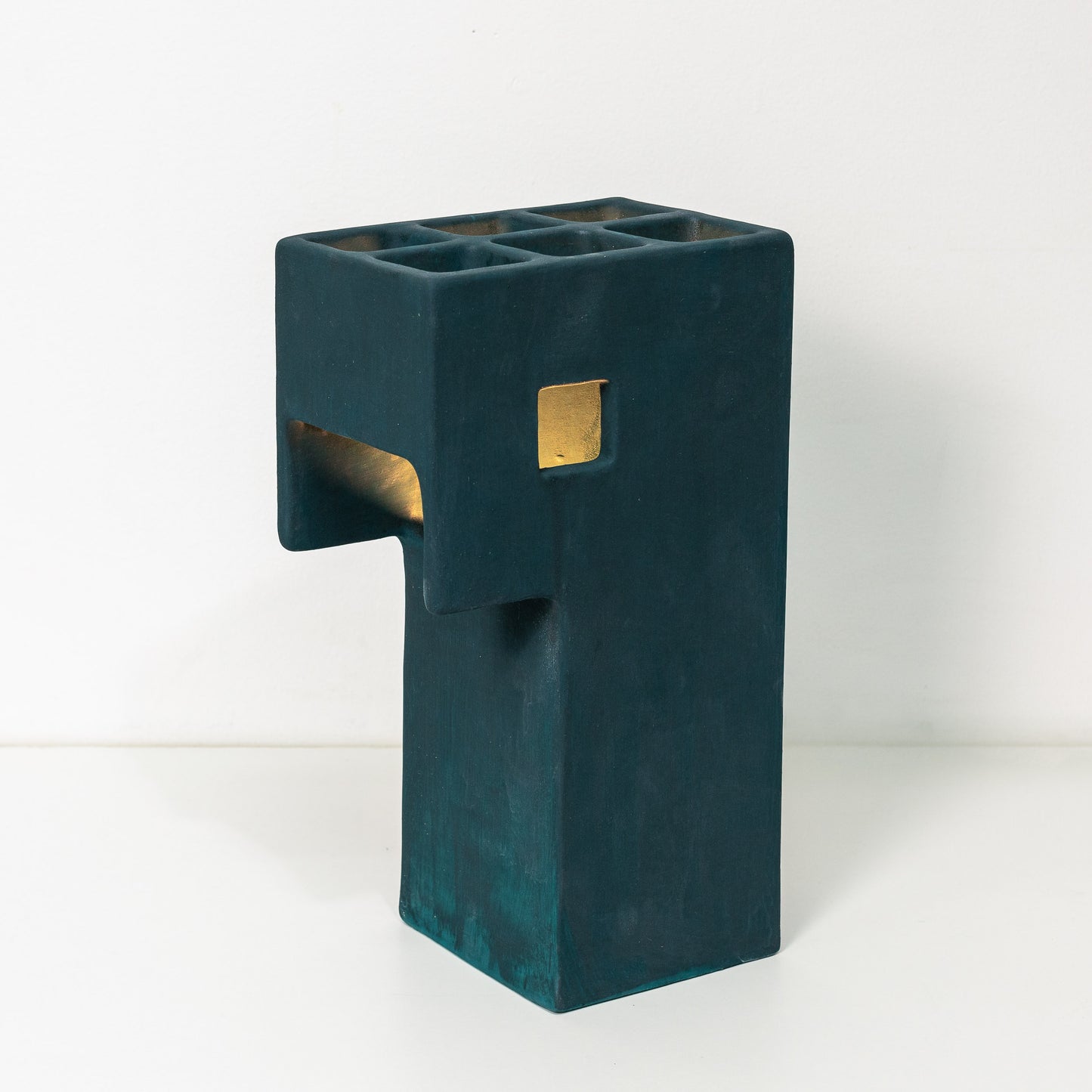 Ding Dong Table Lamp 01