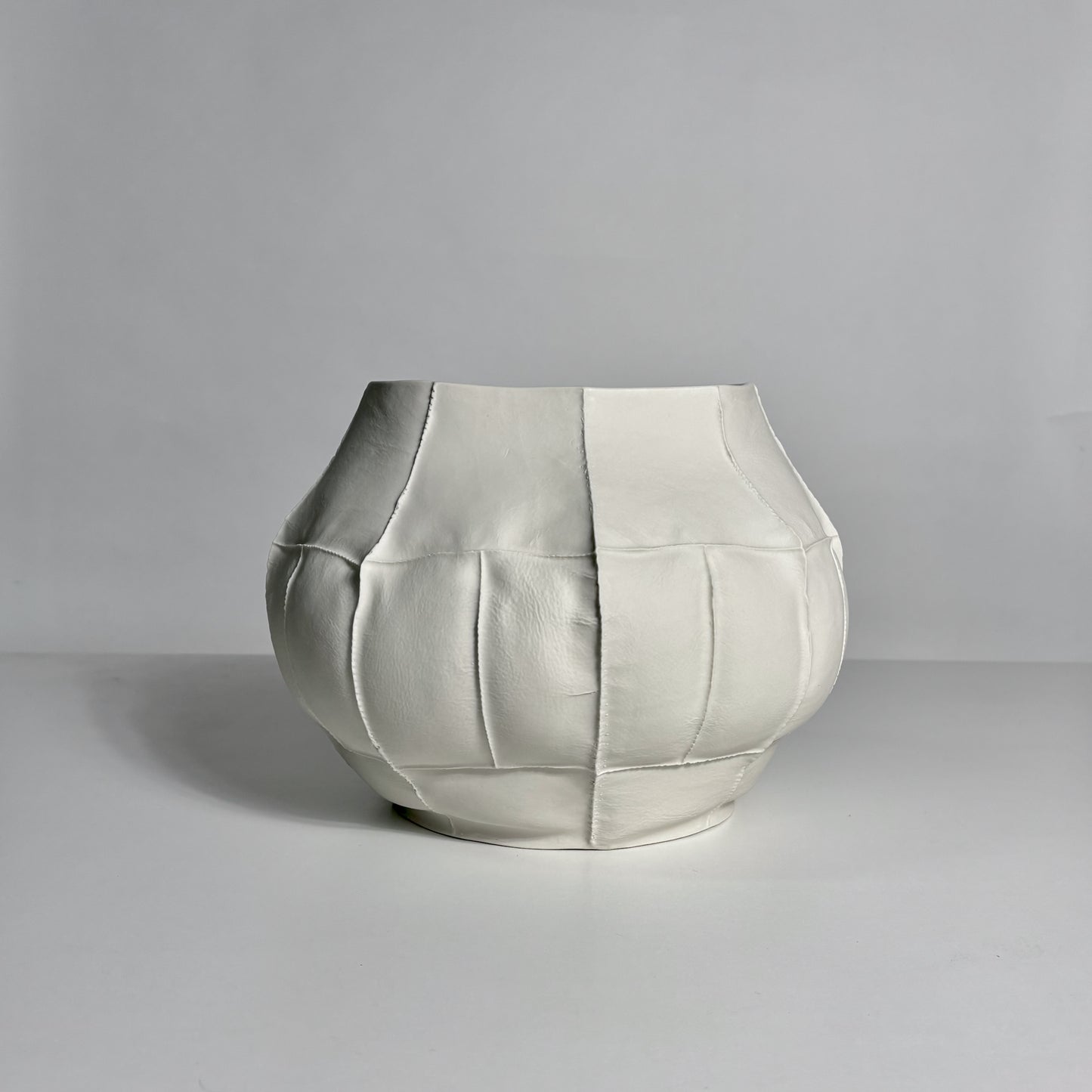 IN-STOCK Kawa Large Vessel 01