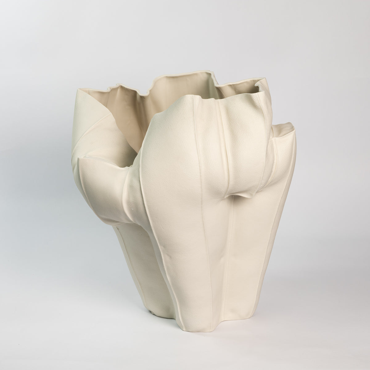 Kawa Large Vessel 05.3