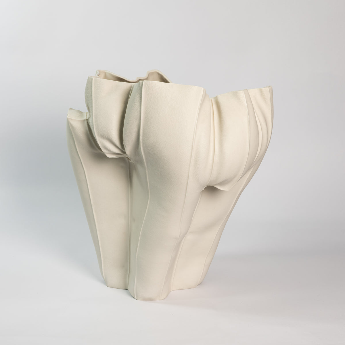 Kawa Large Vessel 05.3