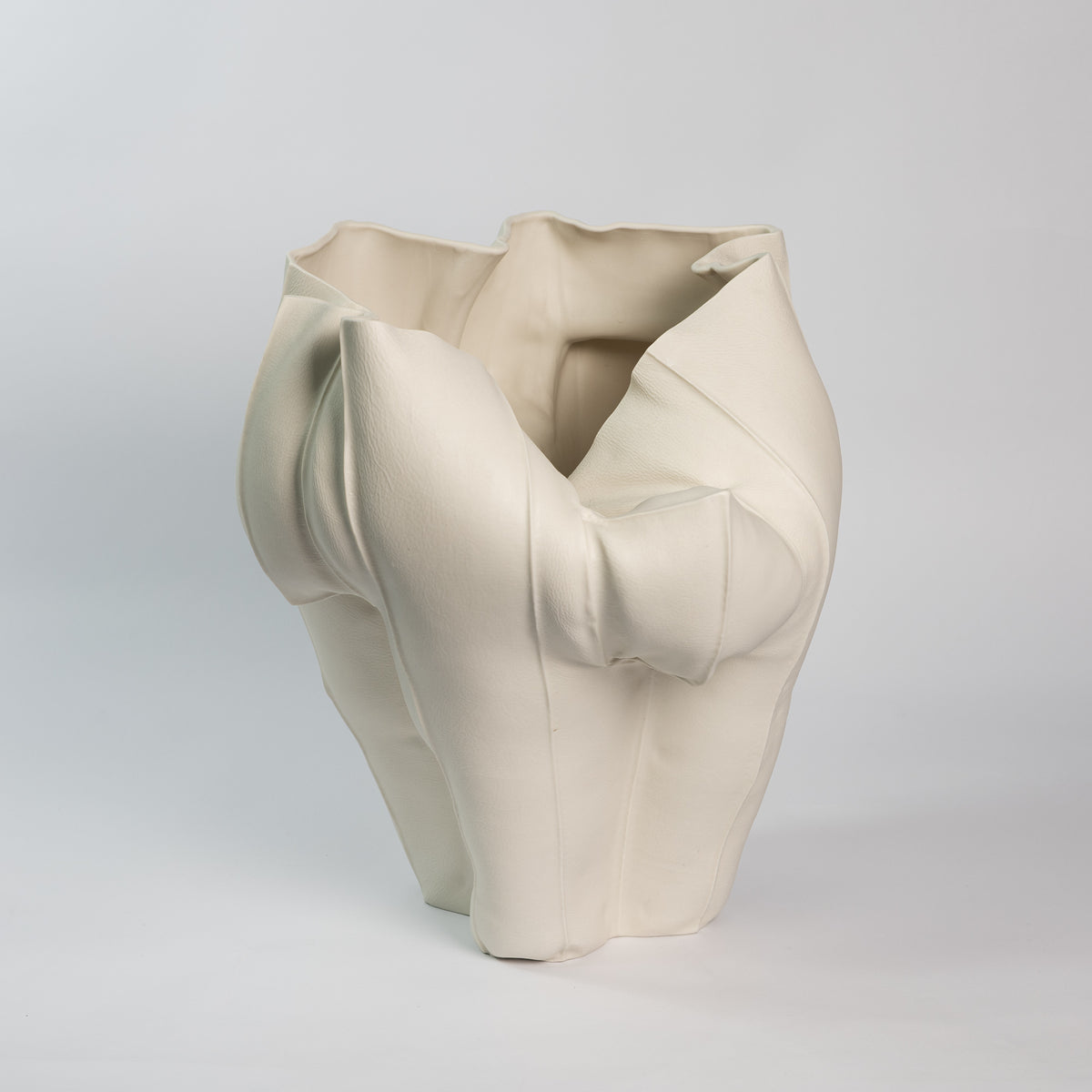 Kawa Large Vessel 05.3